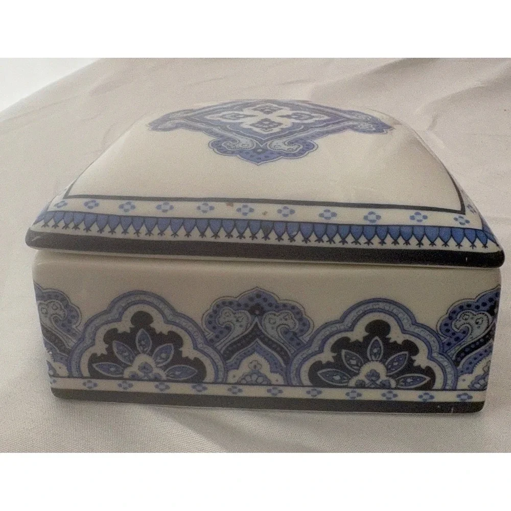 Vera Bradley Nantucket Trinket Box Andrea by Sadek Blue White Ceramic Square